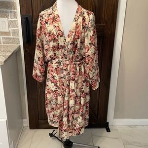 Like New PinkBlush Woman’s Floral Robe size XL